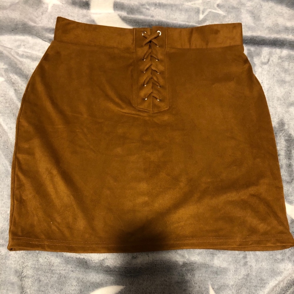 Brown suede lace-up skirt
